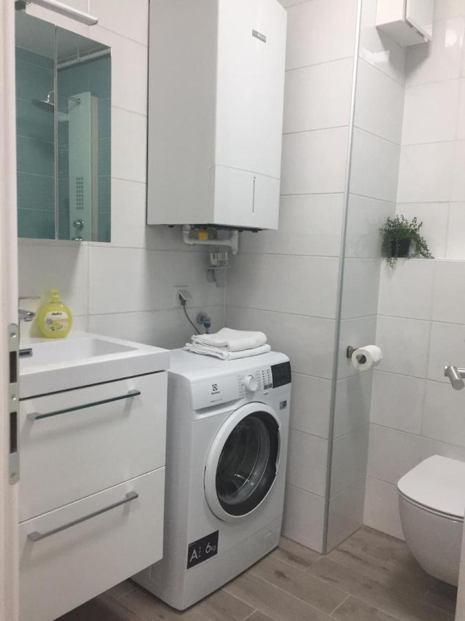 West Residence Luxury Apartment- Parking In Garage ซาเกร็บ ภายนอก รูปภาพ